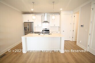 105 Duke St in Nashville, TN - Building Photo - Building Photo