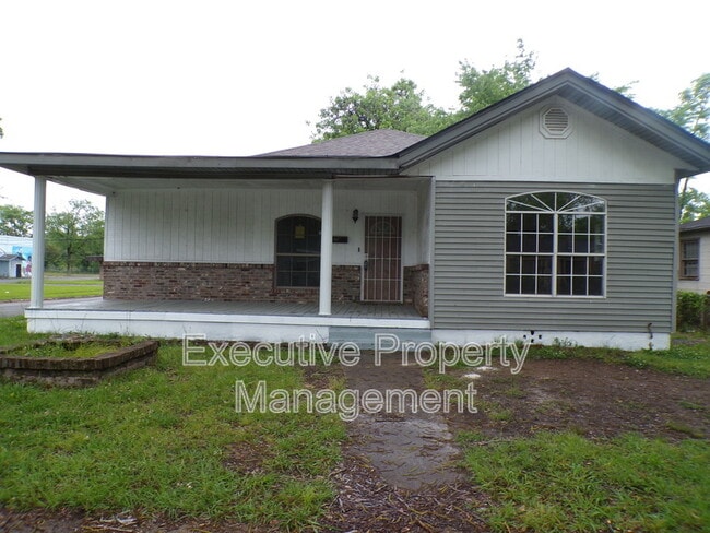 property at 3501 Avenue D