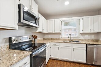 2926 Webb Bridge Rd in Alpharetta, GA - Building Photo - Building Photo