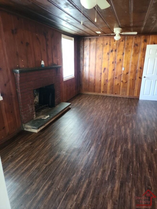 555 E 20th St in Cookeville, TN - Building Photo - Building Photo