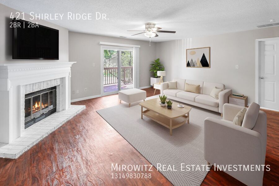 421 Shirley Ridge Dr in St. Charles, MO - Building Photo