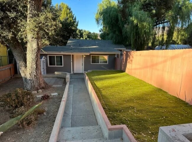 property at 842 Katherine Rd