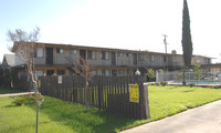 1526 E Vassar Ave in Fresno, CA - Foto de edificio - Building Photo