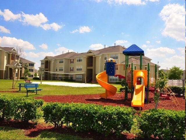 The Villages on Millenia Apartments in Orlando, FL - Foto de edificio - Building Photo