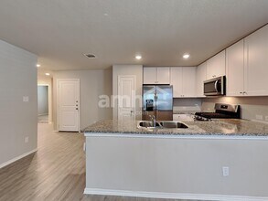 502 Summersweet Rd in New Braunfels, TX - Building Photo - Building Photo
