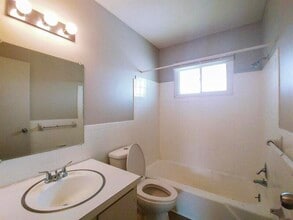 4420 S 25th St in Omaha, NE - Building Photo - Building Photo