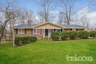 3842 Wesley Dr in Lithia Springs, GA - Building Photo