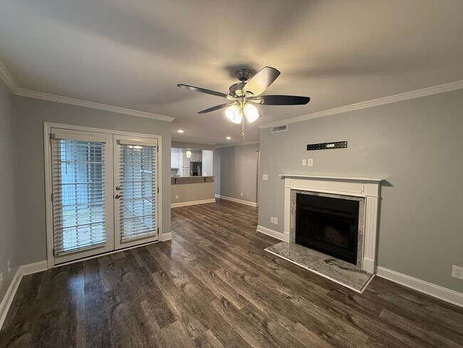 4021 Whirlaway Ct in Clemmons, NC - Building Photo - Building Photo