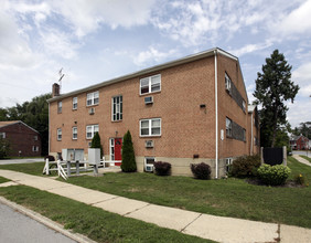 Chestnut Village Apartments in Downingtown, PA - Building Photo - Building Photo