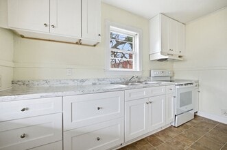 212 S Armistead Ave in Hampton, VA - Building Photo - Building Photo