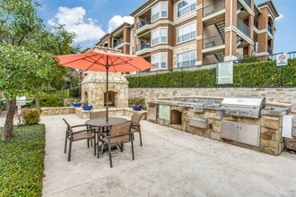 Panorama Villas in Austin, TX - Foto de edificio - Building Photo