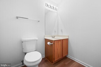 14 Gemstone Ct in Woodlawn, MD - Building Photo - Building Photo