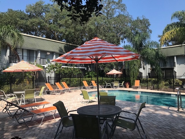 Greenwich Commons Apartment Homes in Tampa, FL - Foto de edificio