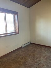 1810 4th Ave NW in Minot, ND - Building Photo - Building Photo