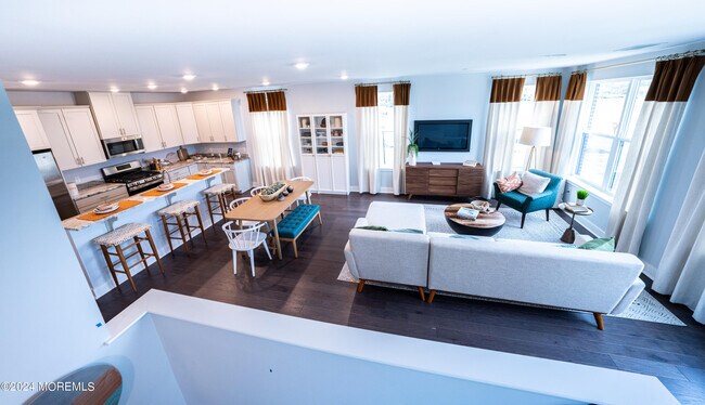 4 Midway Rd S in Tinton Falls, NJ - Building Photo - Building Photo