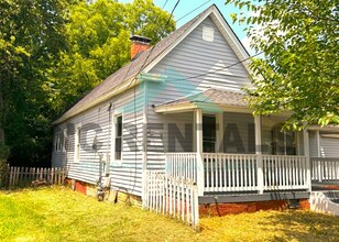 714 Dillard St in Greensboro, NC - Building Photo - Building Photo