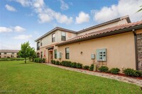 9126 Napoli Ct in Naples, FL - Foto de edificio - Building Photo