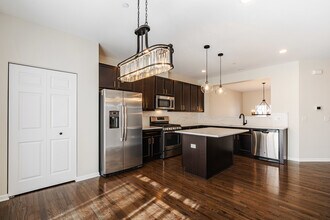 2931 Henley Ln in Naperville, IL - Building Photo - Building Photo