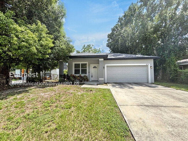 property at 814 W Miller St