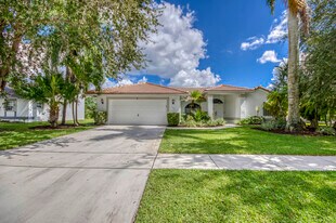 10921 Paso Fino Dr in Wellington, FL - Building Photo
