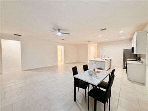 1568 Sky Lks Dr in St. Cloud, FL - Building Photo - Building Photo