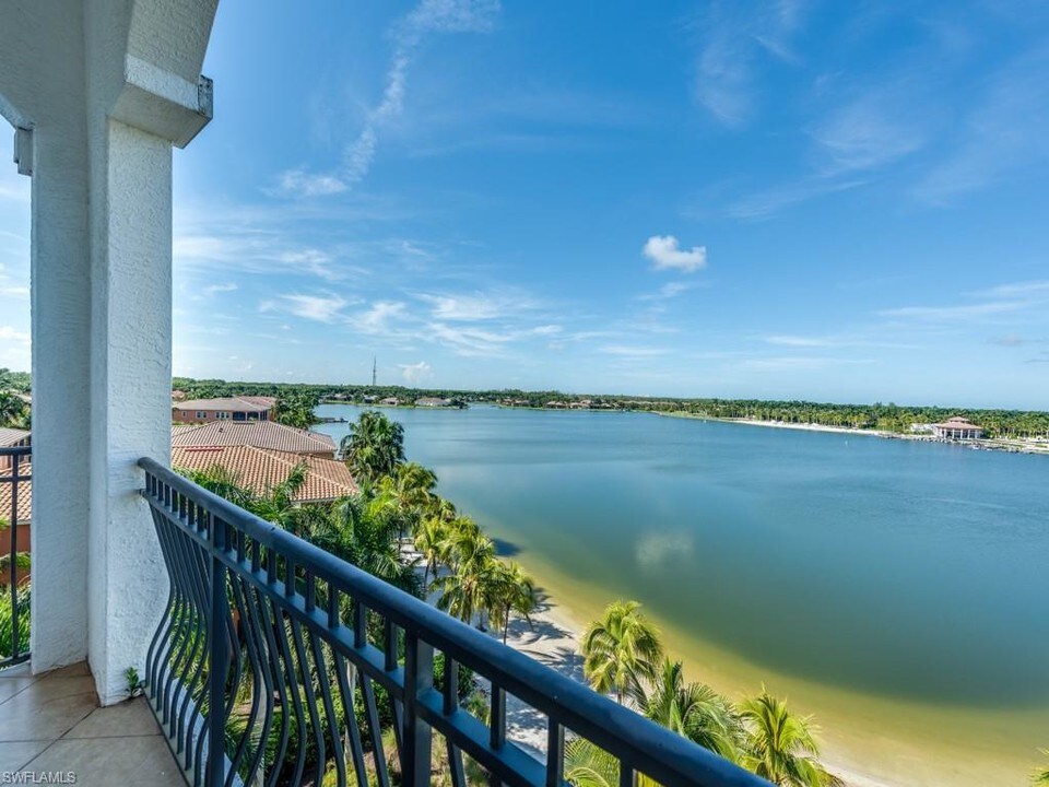 10733 Mirasol Dr-Unit -610 in Miromar Lakes, FL - Building Photo