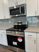 648 Levine Ct in Montgomery, TX - Building Photo - Building Photo