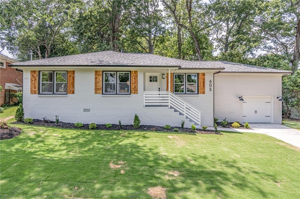 605 Blake Ave SE in Atlanta, GA - Building Photo