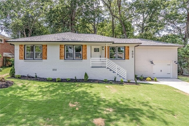 property at 605 Blake Ave SE