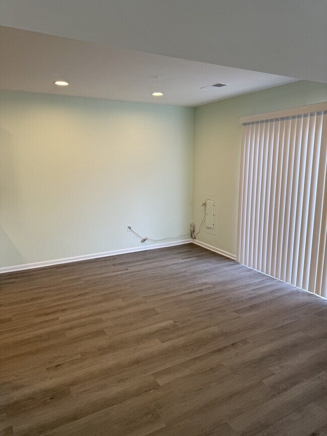 18625 Sage Way in Germantown, MD - Building Photo - Building Photo