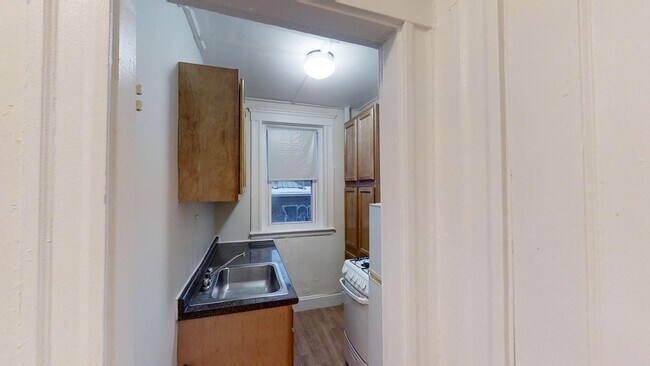 11 Boylston St, Unit 4 in Boston, MA - Building Photo - Building Photo
