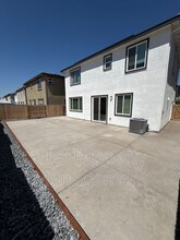 6033 Woodlands Lp in Roseville, CA - Building Photo - Building Photo