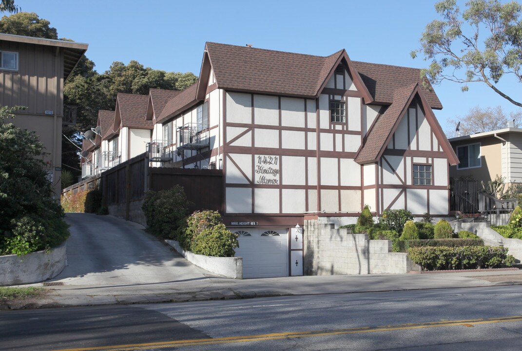 1415 El Camino Real in Burlingame, CA - Foto de edificio