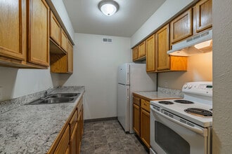 Springport Glen in Jackson, MI - Foto de edificio - Interior Photo