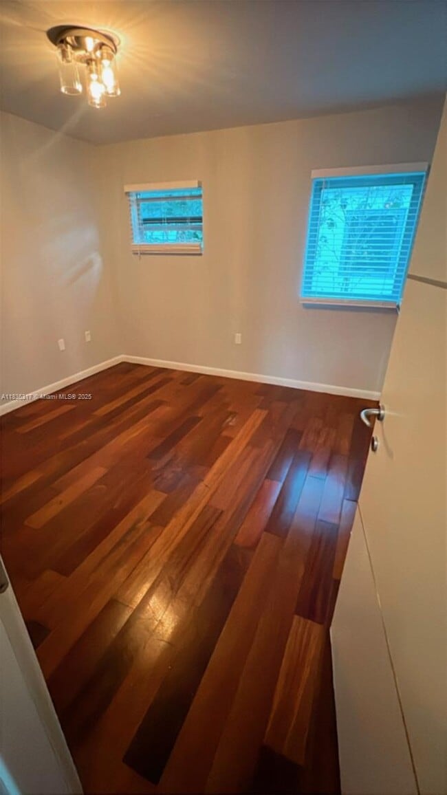 1560 Pennsylvania Ave in Miami Beach, FL - Building Photo - Building Photo