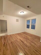 1255 N Harding Ave in Chicago, IL - Building Photo - Building Photo
