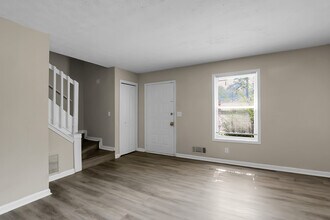 1229 Creek Forest Ct NW in Conyers, GA - Building Photo - Building Photo