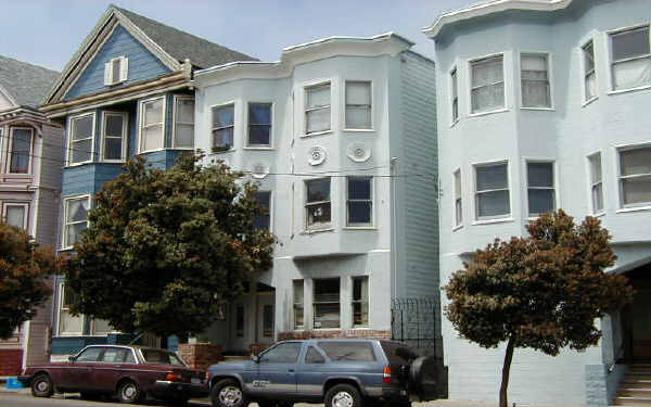 3426 16th St in San Francisco, CA - Building Photo