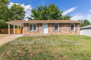 2461 Spikewood Ct in Florissant, MO - Building Photo