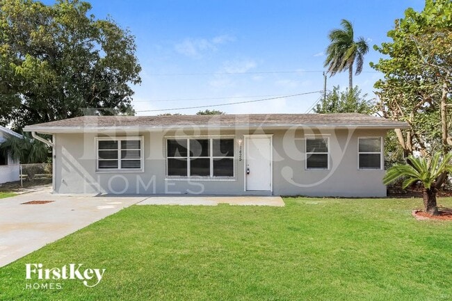 1425 NE 29th St in Pompano Beach, FL - Building Photo - Building Photo