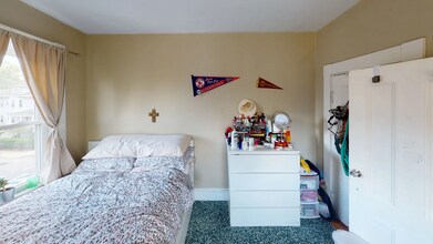 71-73 Chestnut Hill Ave, Unit 71-73 in Boston, MA - Building Photo - Building Photo