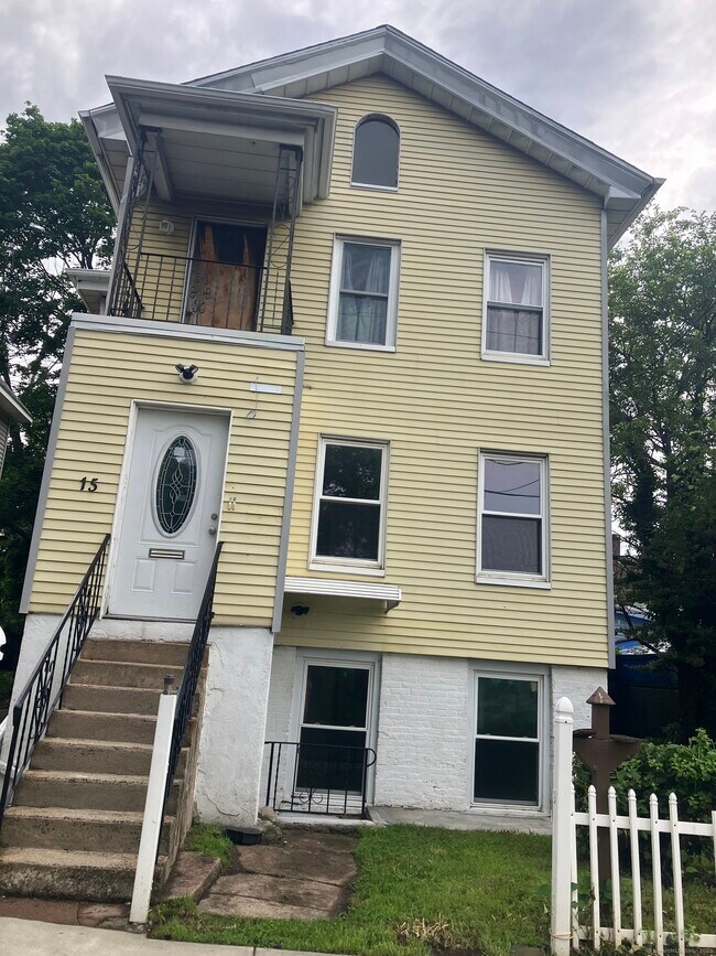 property at 15 Walnut St