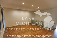 18174 Mohawk Dr in Spring Lake, MI - Building Photo - Building Photo