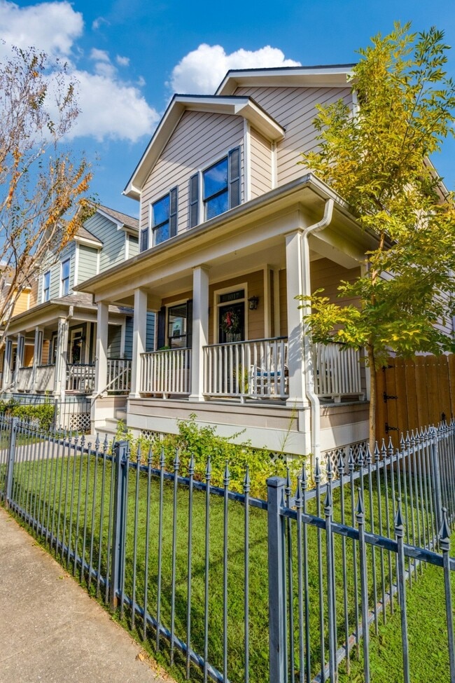 property at 1017 W 15th 1/2 St