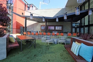 Shift in San Diego, CA - Building Photo