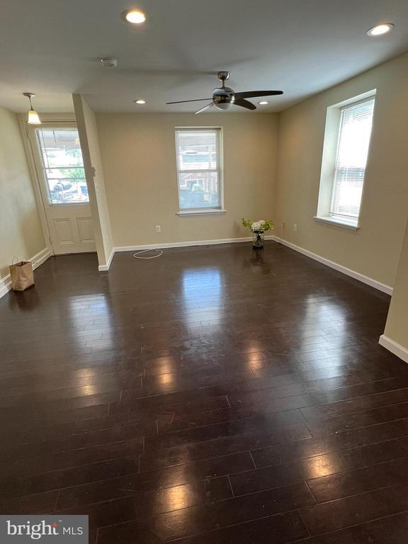 42 Holland Ave in Ardmore, PA - Building Photo - Building Photo