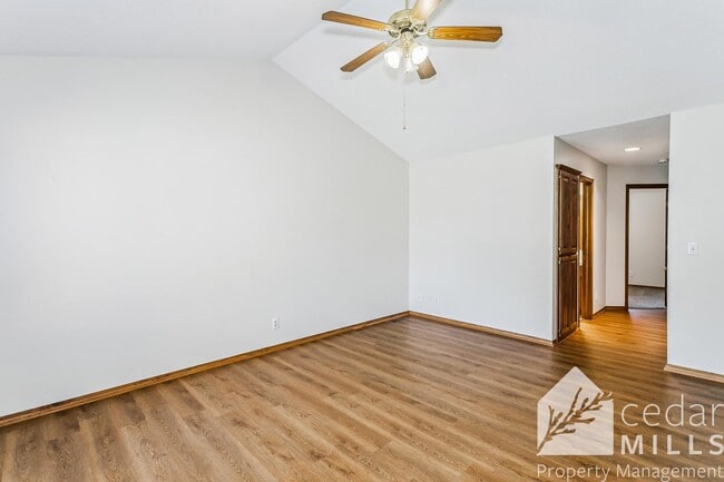 10603 W Douglas Ave in Wichita, KS - Building Photo - Building Photo
