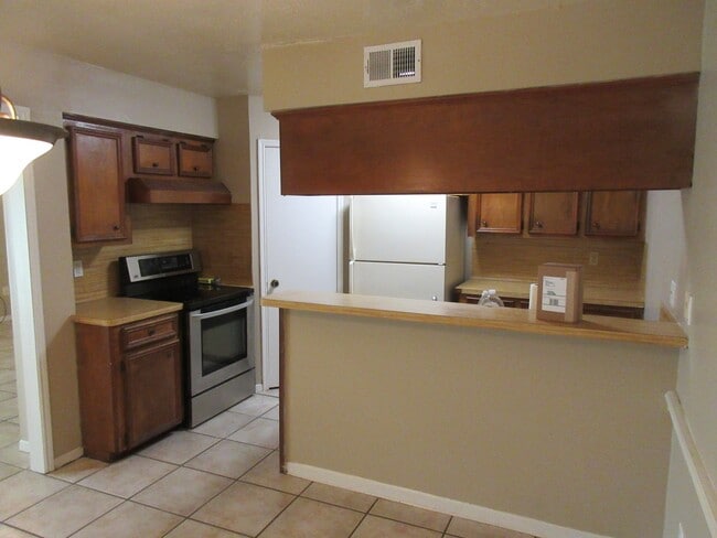 property at 11514 Meadow Ln