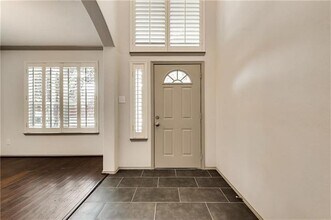 8116 Stone Ridge Dr in Plano, TX - Building Photo - Building Photo