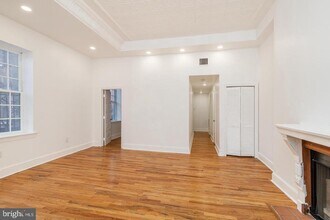 422 S 15th St in Philadelphia, PA - Building Photo - Building Photo